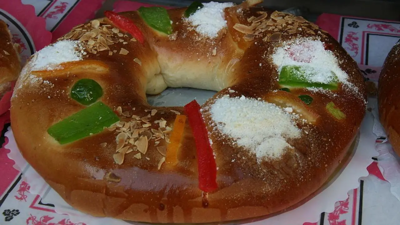 Rosc&oacute;n de Reyes. - Wikipedia.