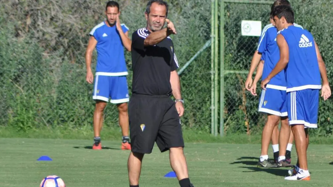 &aacute;lvaro cervera - c&aacute;diz cf