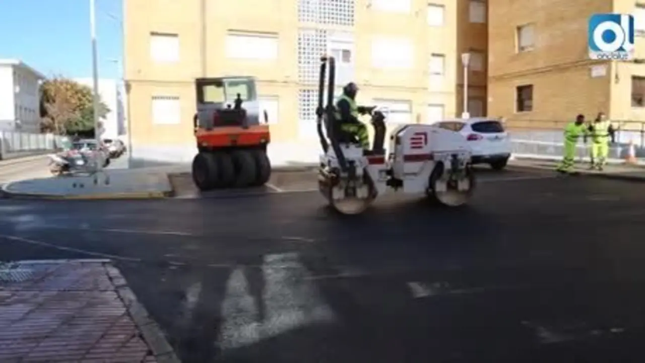 Comienzan los trabajos de asfaltado en la avenida San Fernando