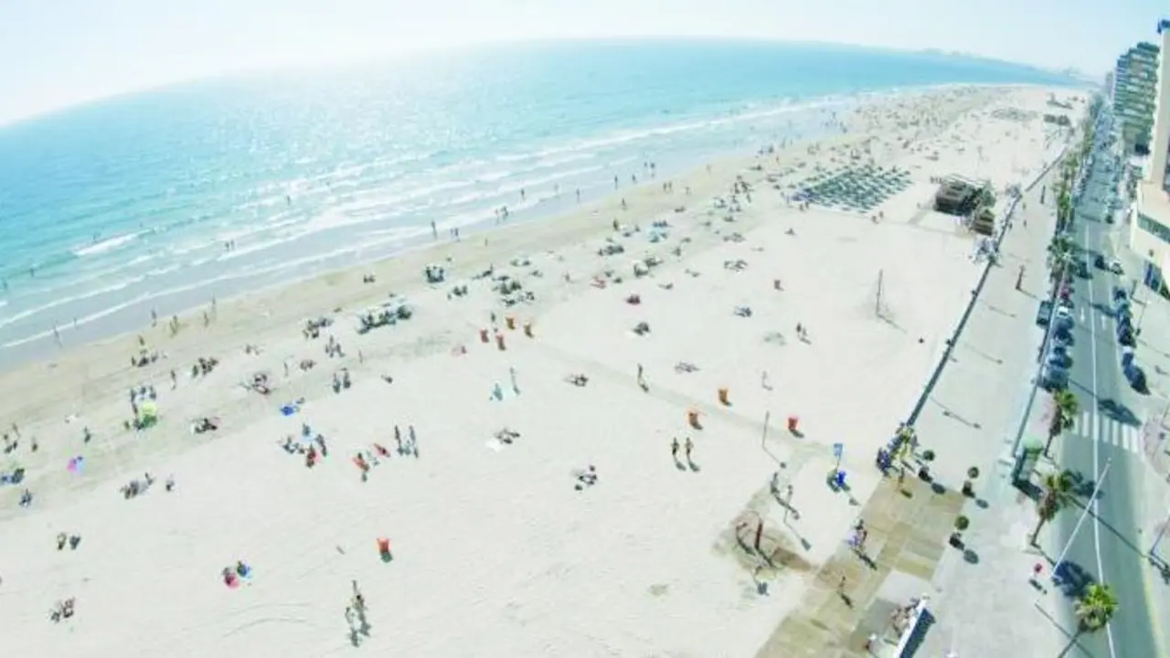 Los primeros servicios son de playas. - Viva