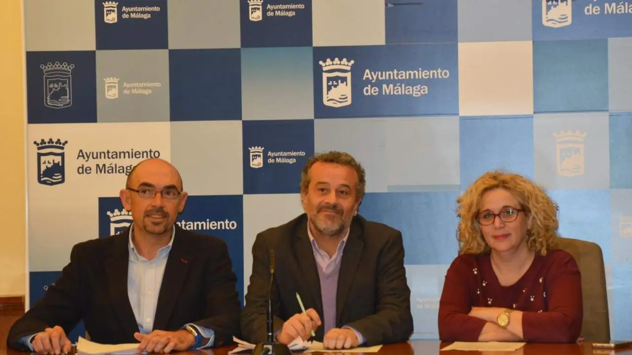 en rueda de prensa - vm