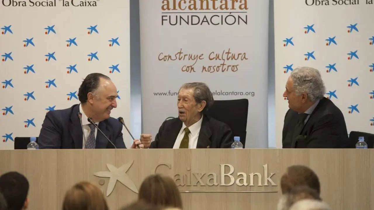en el centro, manuel alcantara - vm