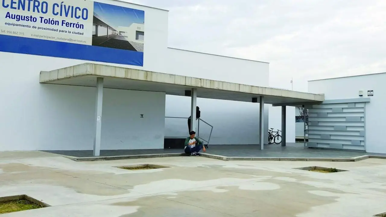 Centro c&iacute;vico - B. G. S. 