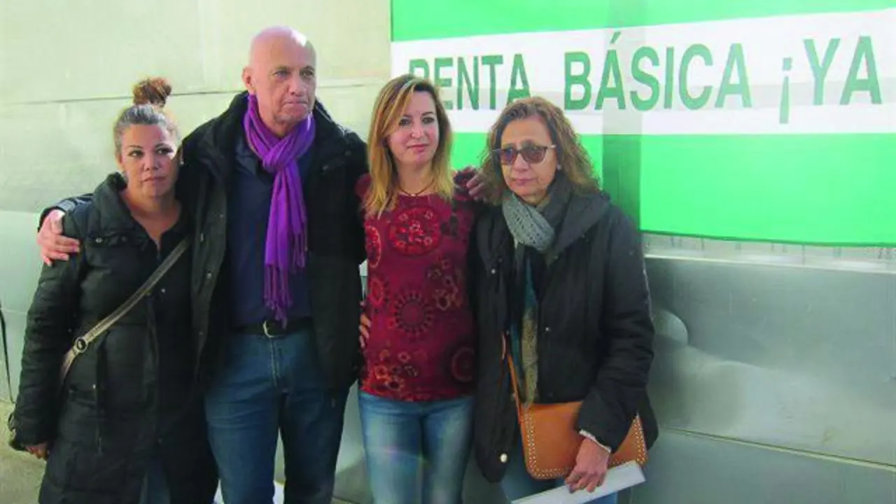 Vega con representantes de Podemos - vm