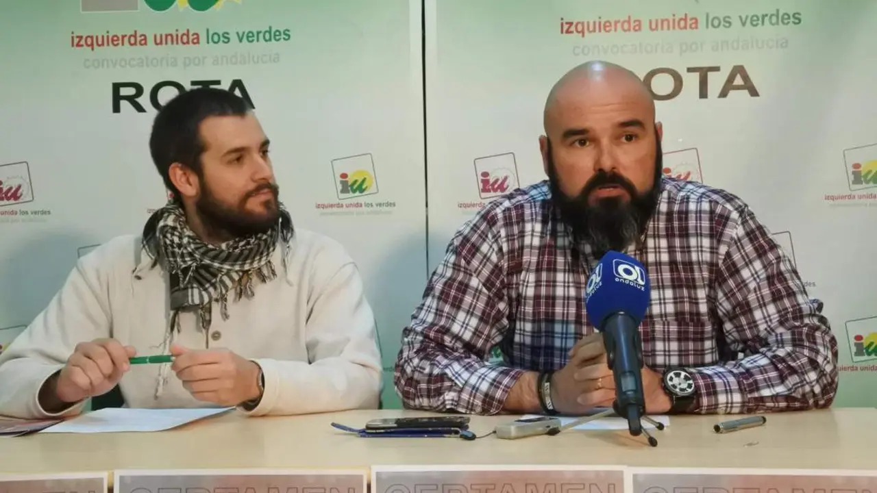 Sa&uacute;l Acu&ntilde;a y Manuel Carmona. - O. P.