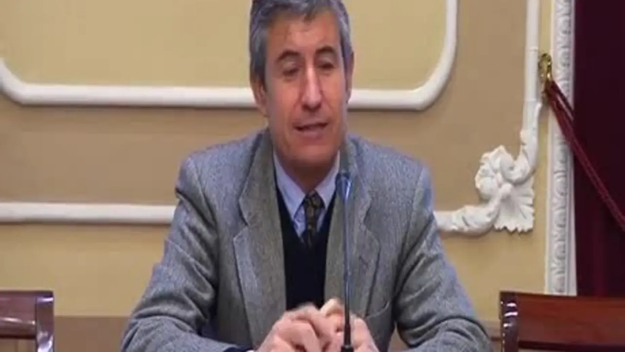 C&acute;s anuncia que facilitar&aacute; la dimisi&oacute;n de David Navarro