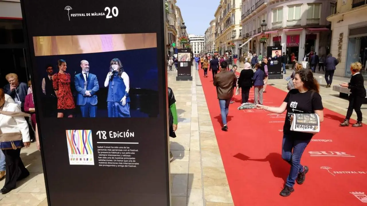 Larios recorre la historia del Festival de M&aacute;laga - AYTO
