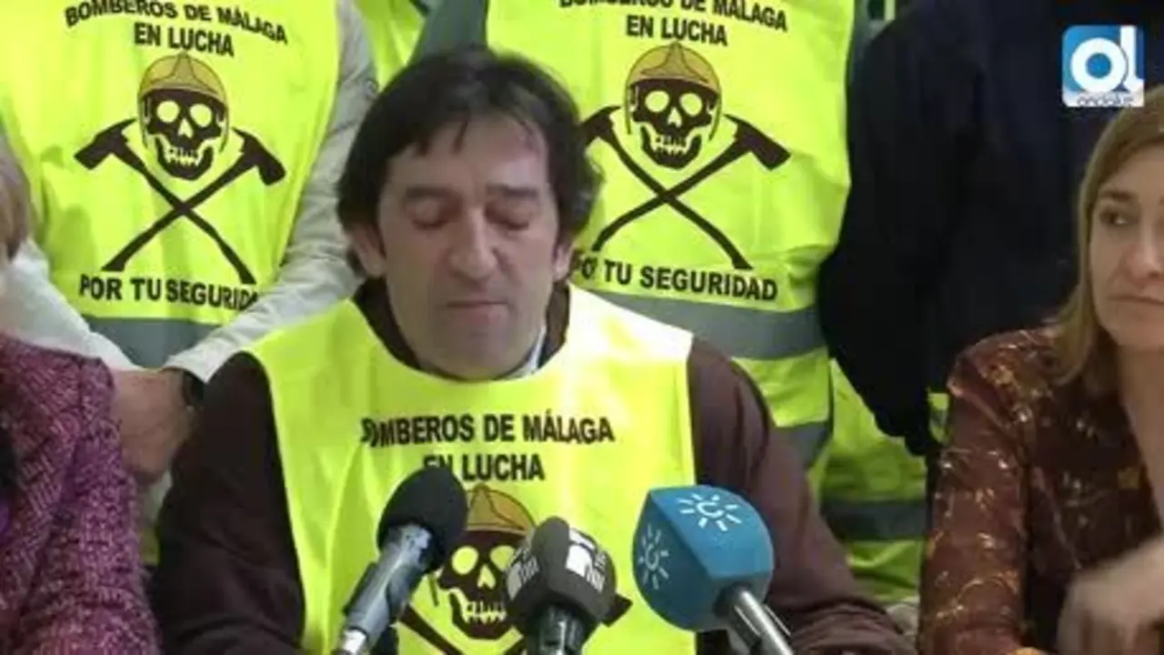 La oposici&oacute;n en bloque exige al PP negociar con los bomberos en M&aacute;laga
