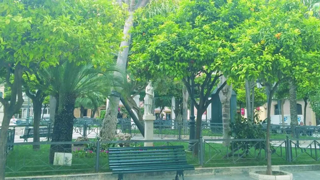 Plaza de Candelaria.  - Viva
