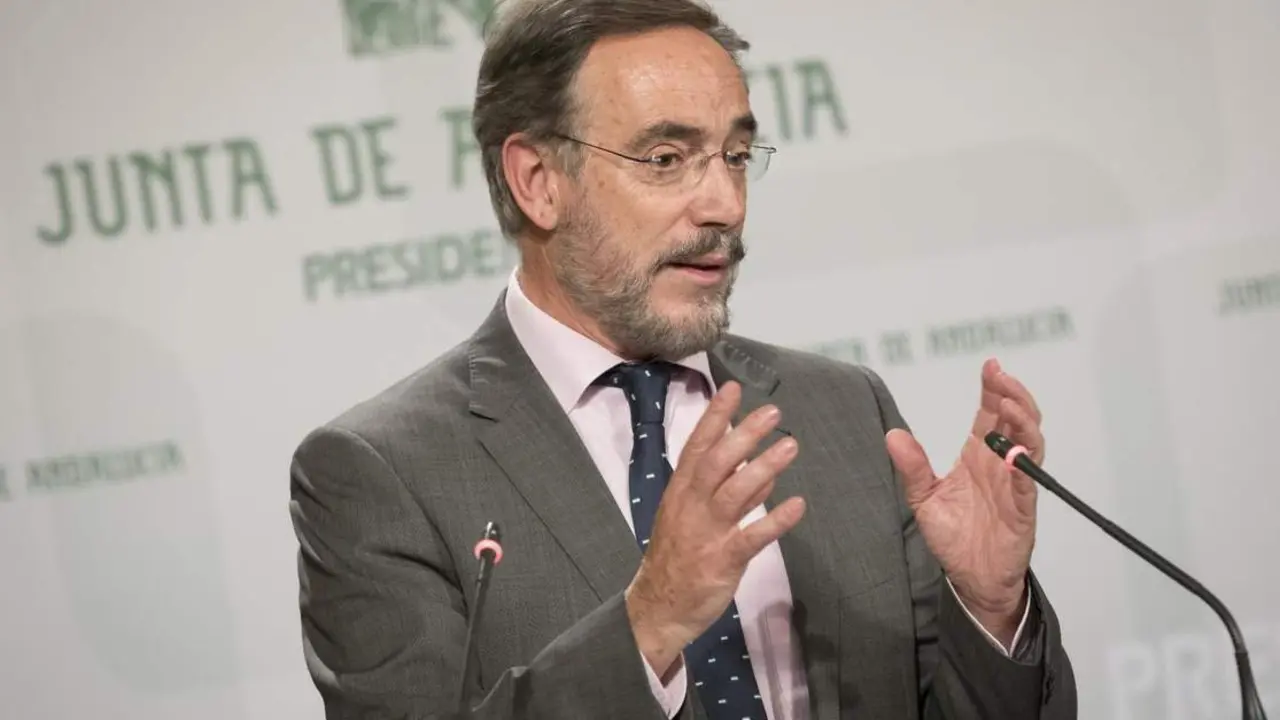 Felipe L&oacute;pez, consejero de Fomento - efe