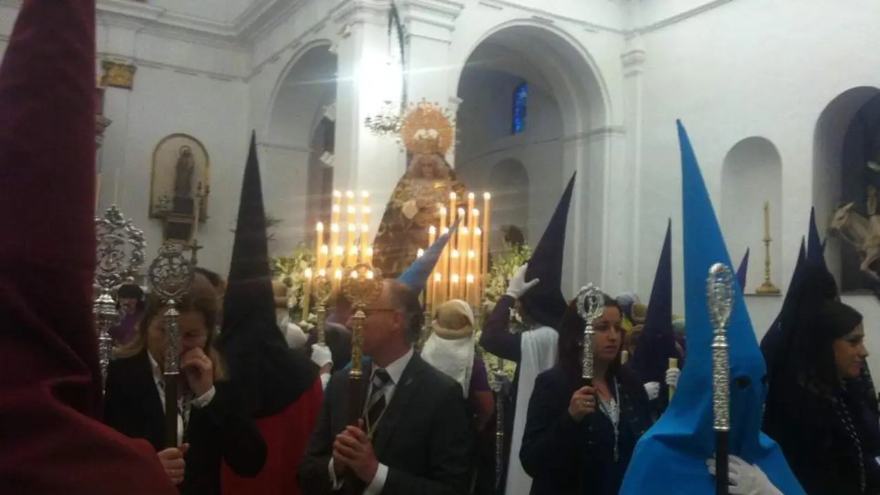 Nazareno y Dolores - AI