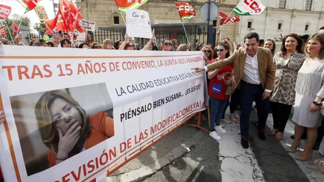 Moreno, con los manifestantes - efe