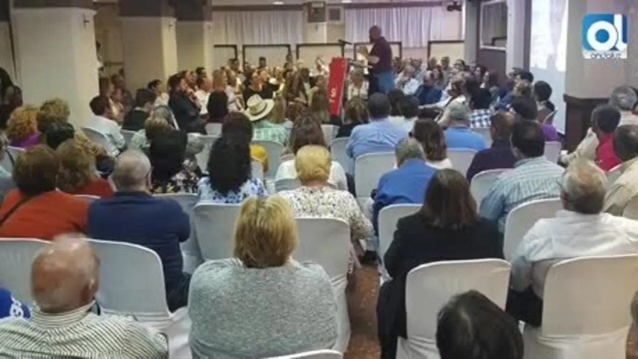 Denuncia presiones del aparato del PSOE para que avalen a Susana D&iacute;az
