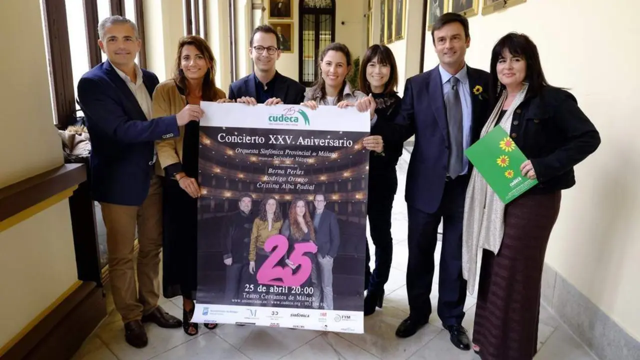 A beneficio de Cudeca - AYTO/CARLOS CRIADO