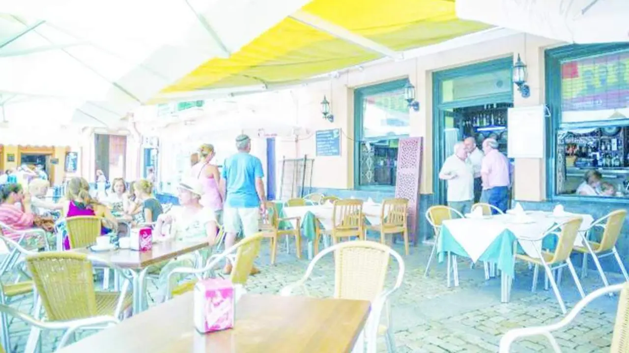 Terraza en C&aacute;diz. - Viva