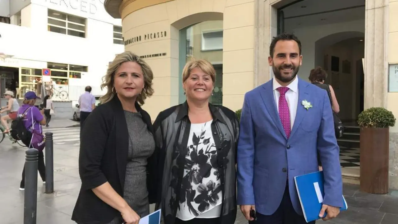 Do&ntilde;a, Moreno y P&eacute;rez - PSOE M&Aacute;LAGA