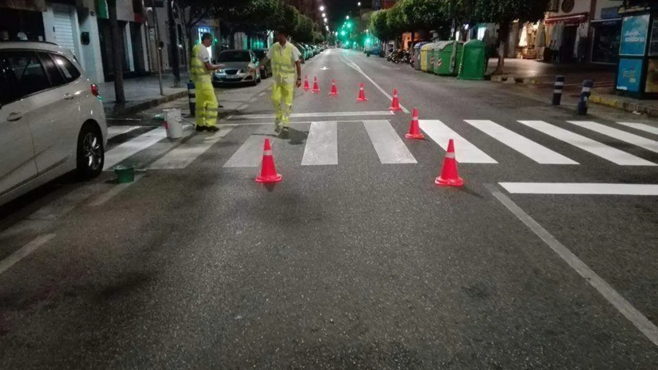 Avenida en Rinc&oacute;n de la Victoria - vm