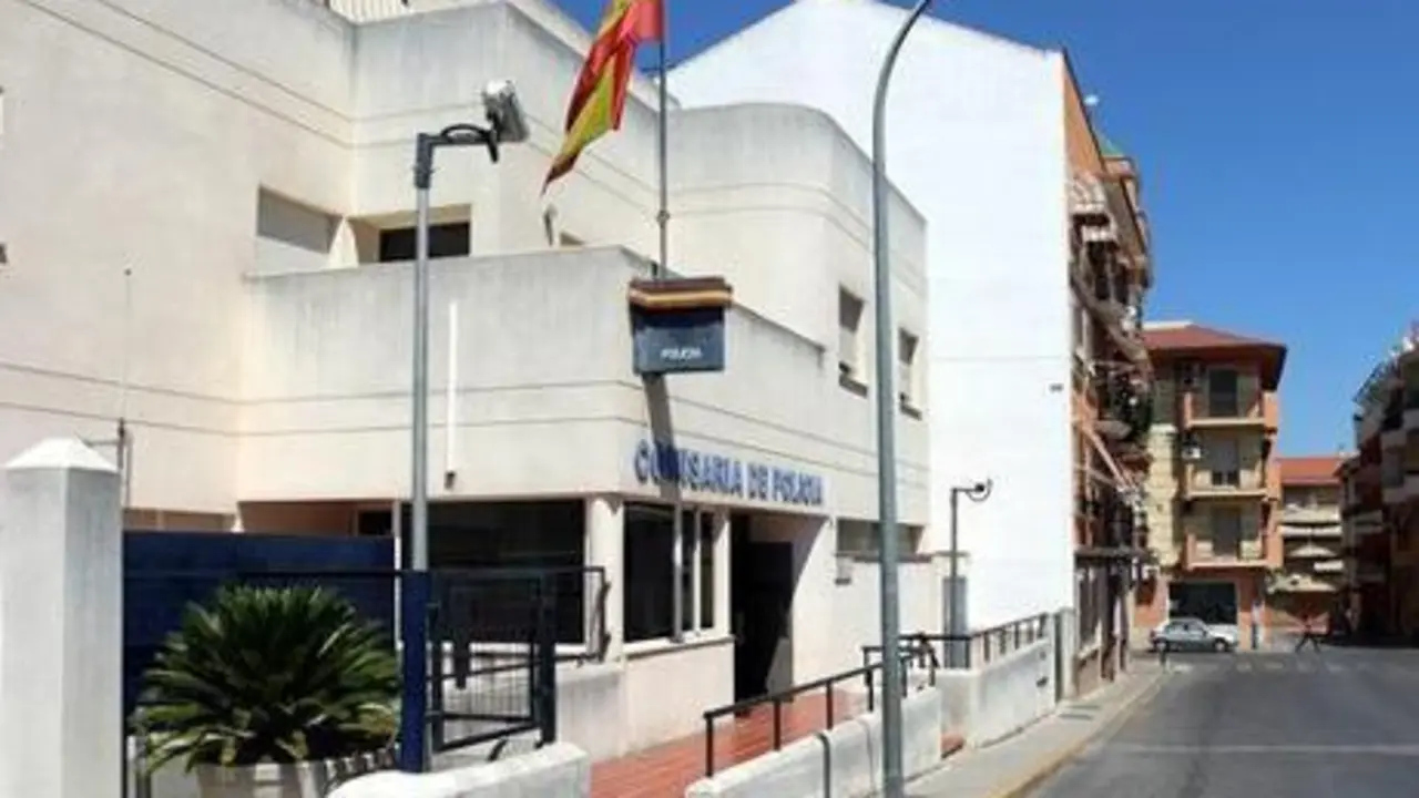 comisar&iacute;a de polic&iacute;a - vm