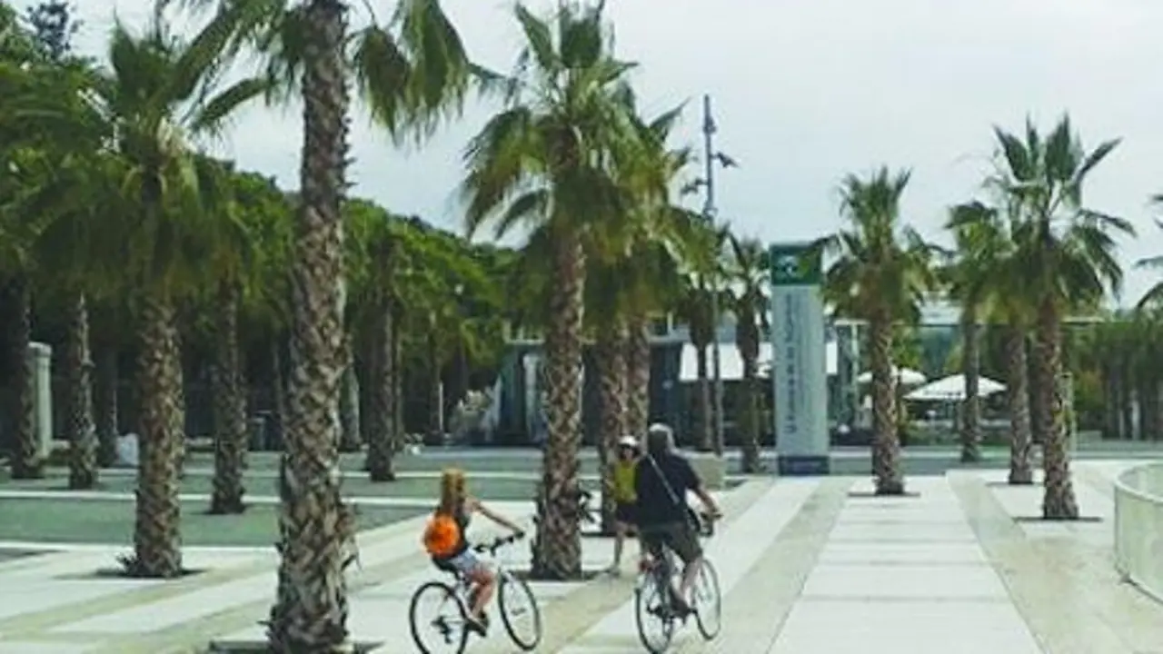 en bici por el plameral de las sopresas - vm