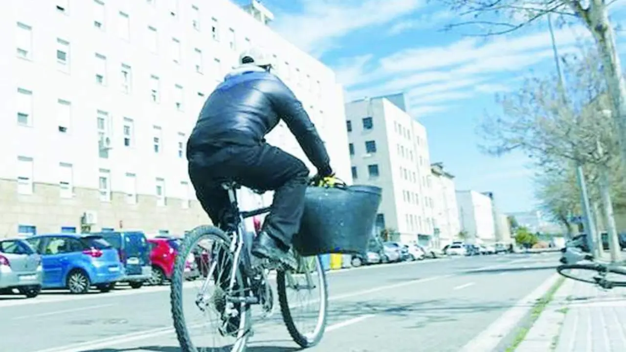 Carril bici en C&aacute;diz - Viva