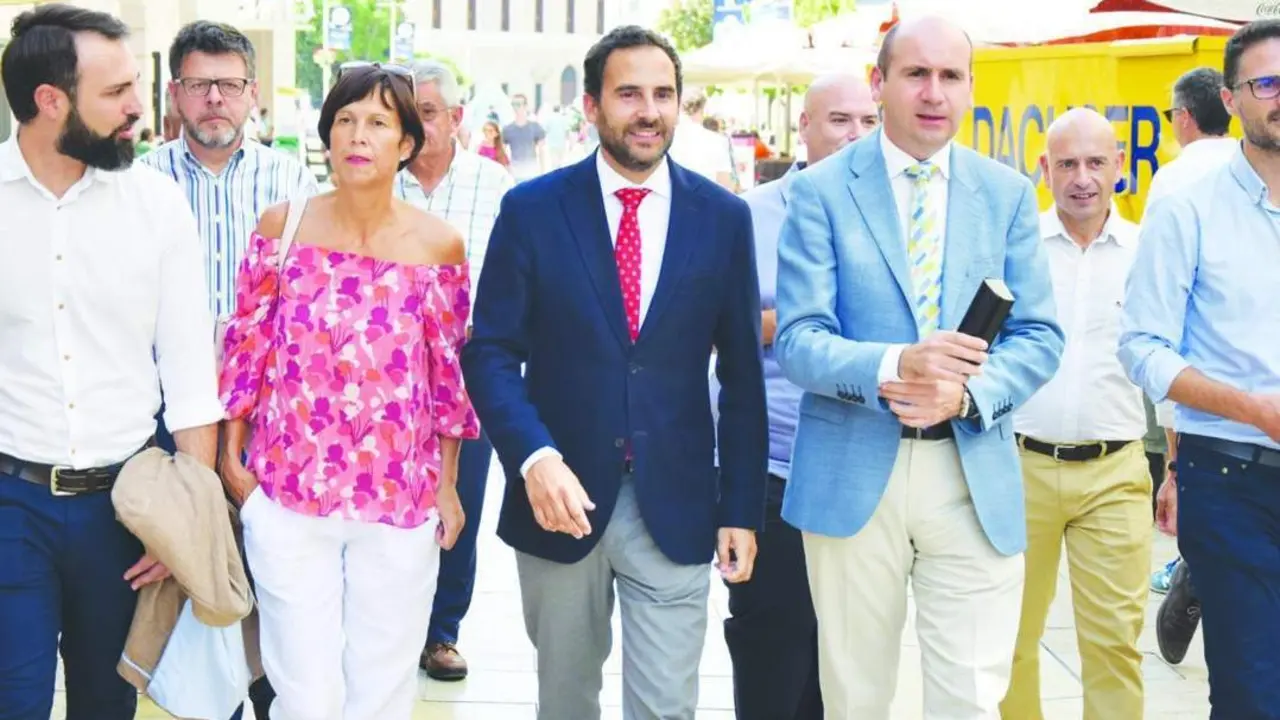 Daniel P&eacute;rez y su equipo.  - VM