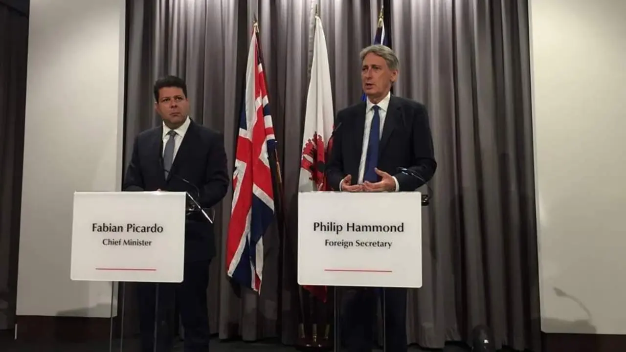 Picardo y Hammond - AI