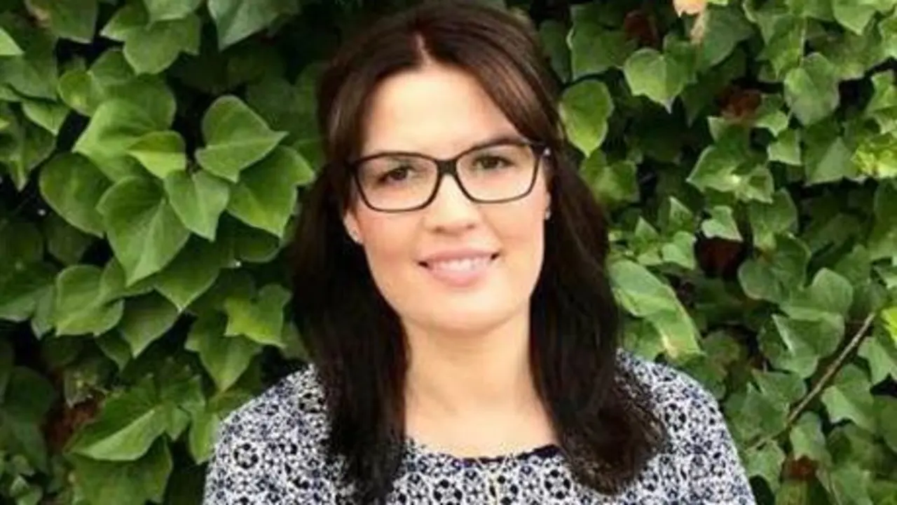 Soraya garc&iacute;a mueve ficha - vm