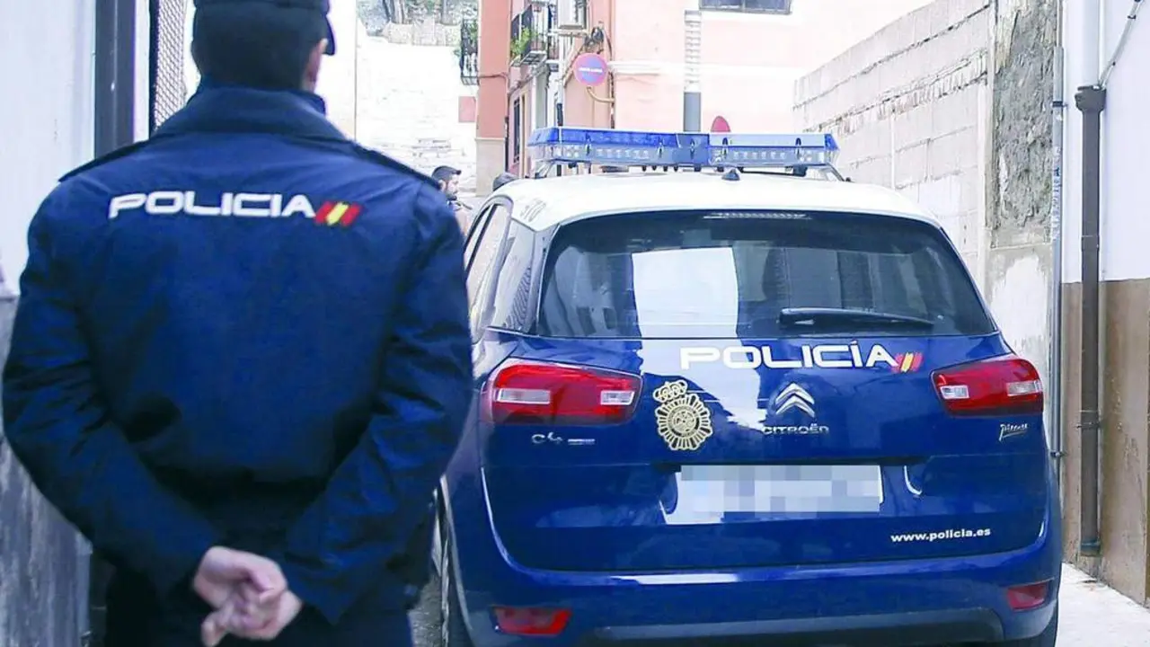 Polic&iacute;a Nacional - vm