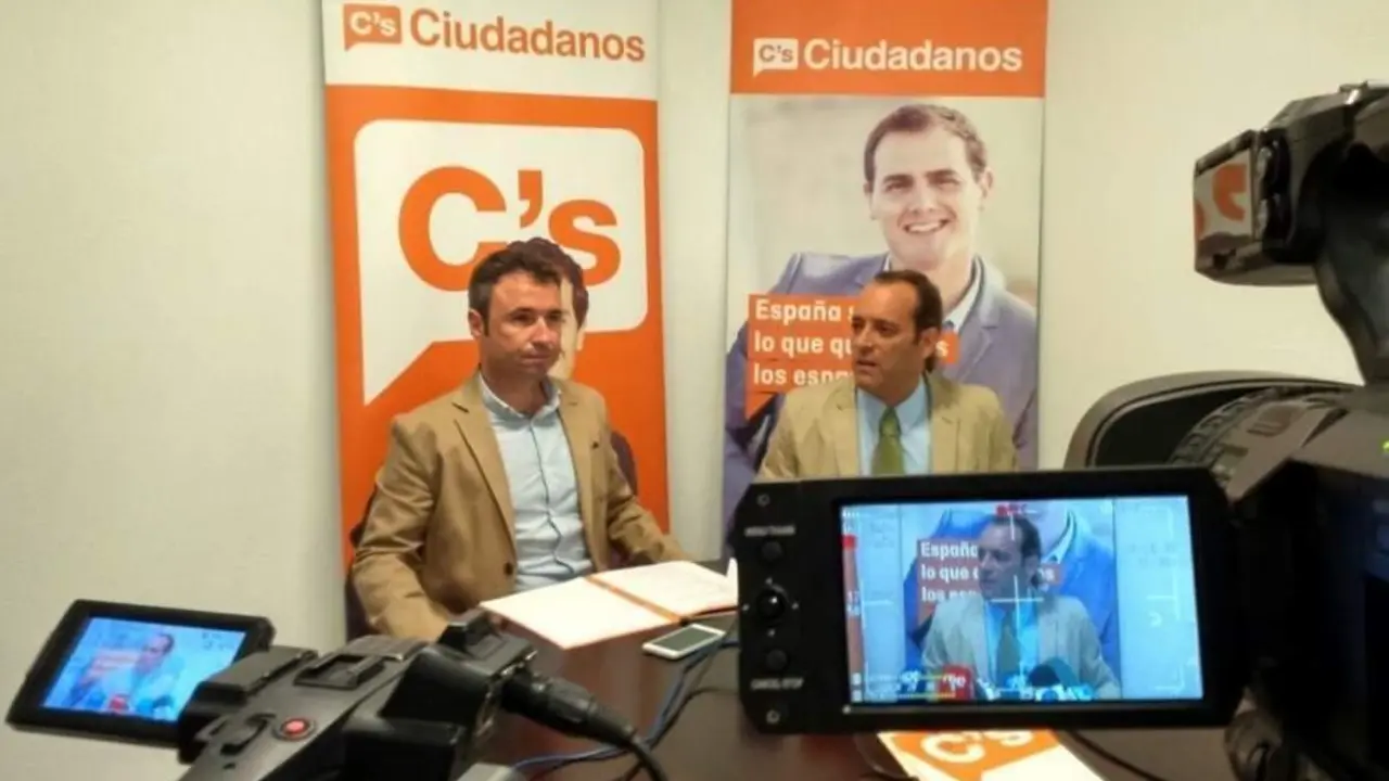 D&iacute;az (i) y CAss&aacute; - vm