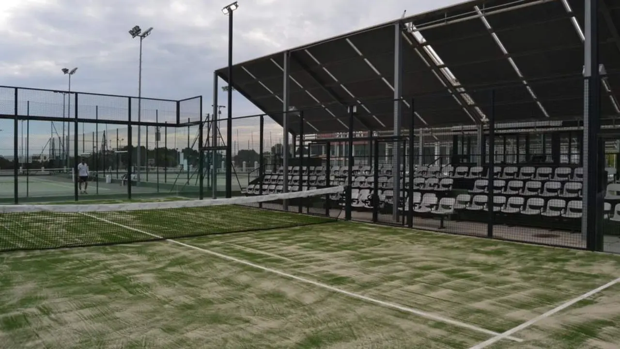 Pista de p&aacute;del central - V.T.