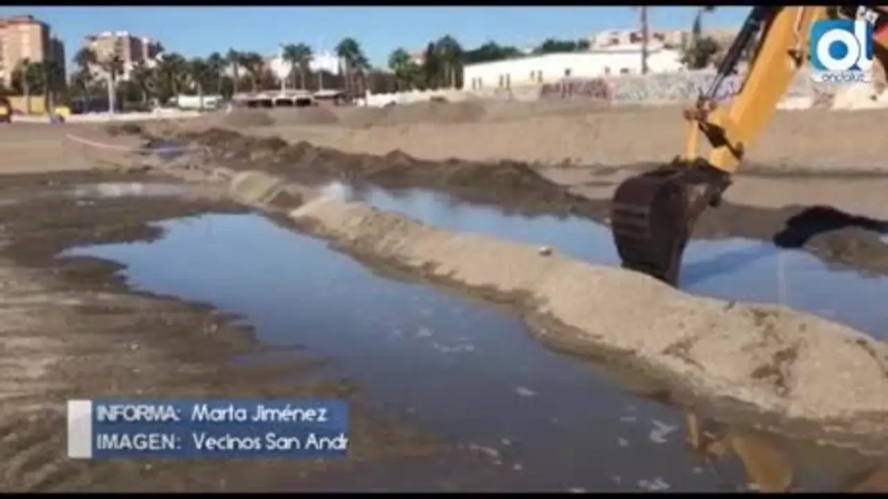 Un vertido de aguas a la playa de San Andr&eacute;s provoca el enfado vecinal