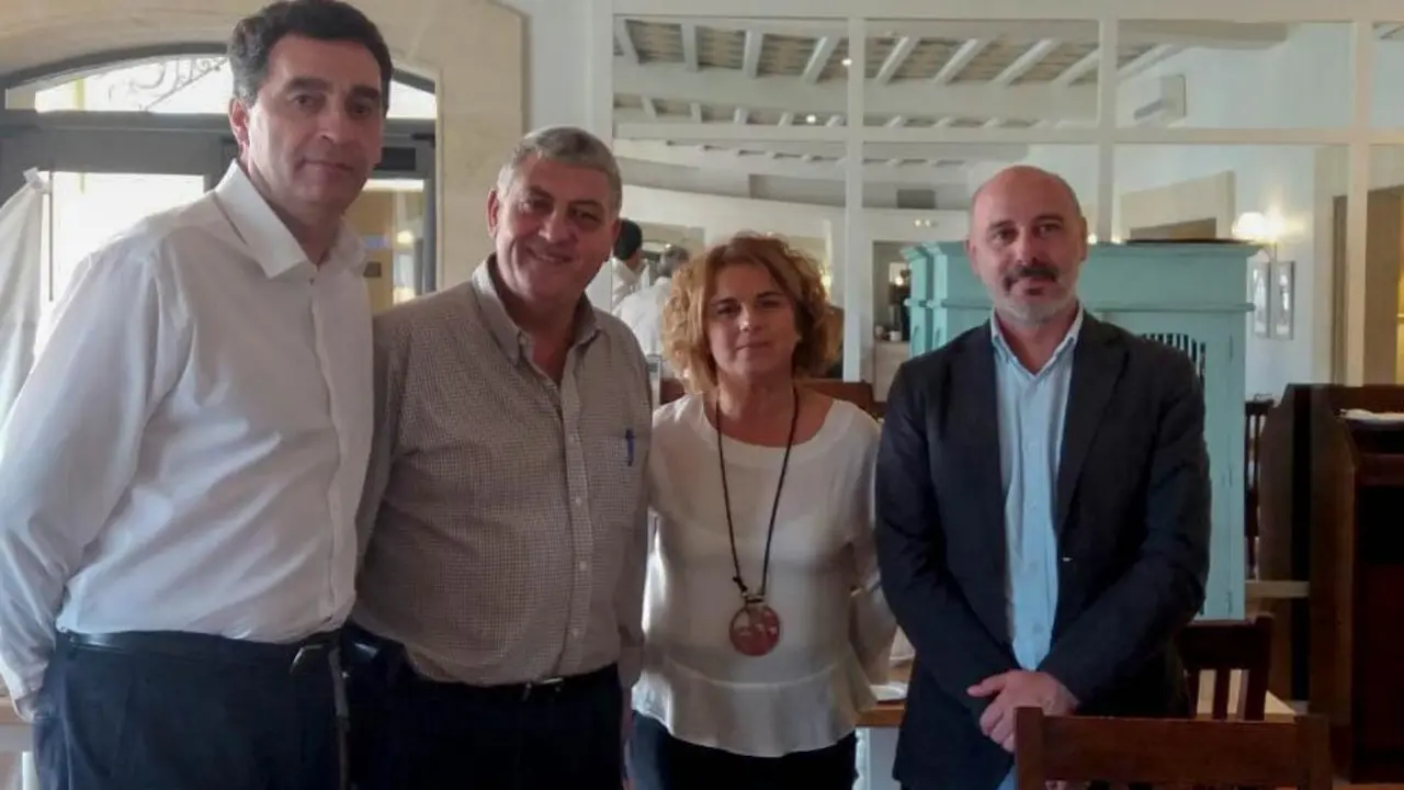 Reuni&oacute;n con los Grupos de Desarrollo. - Viva Rota