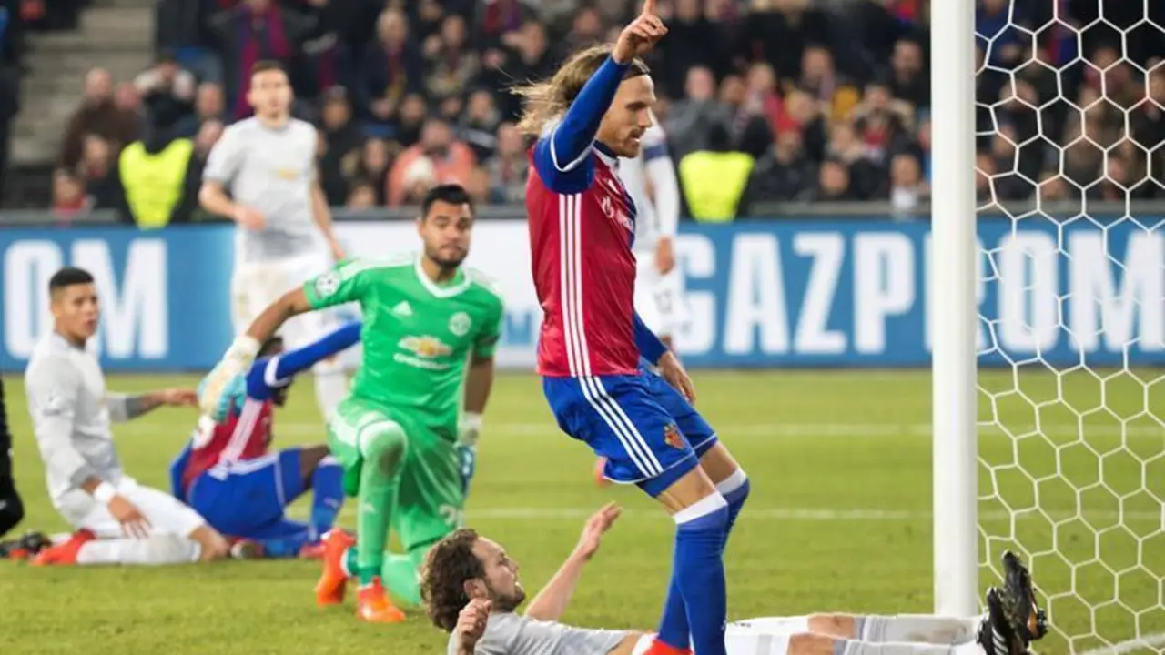 gol del basilea al united - efe