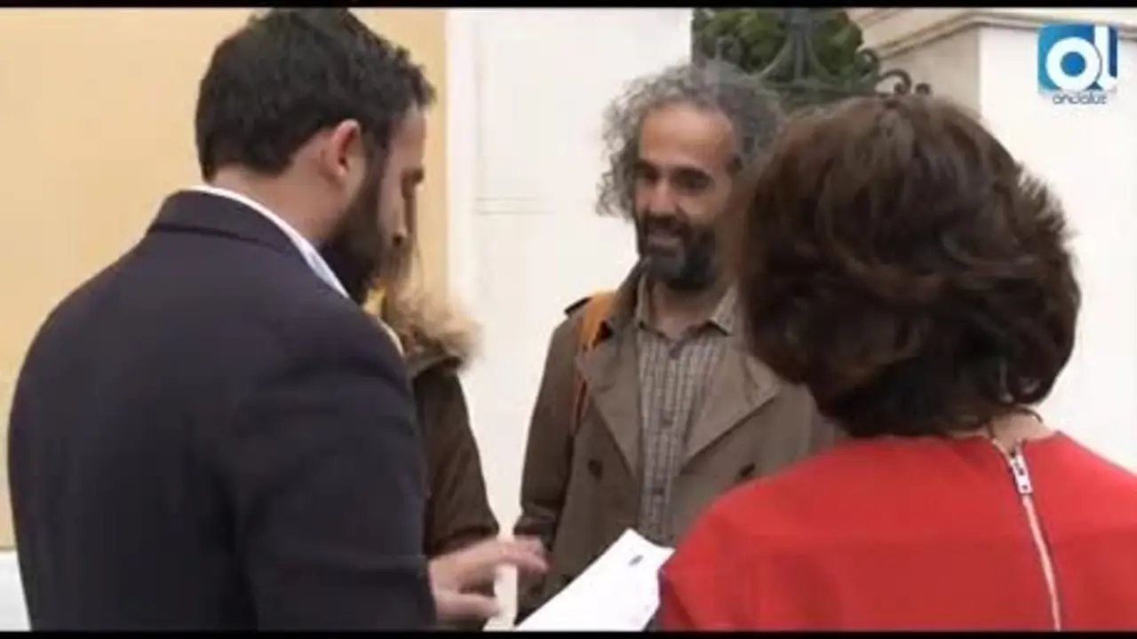 El PSOE critica el internamiento de 70 inmigrantes nuevos