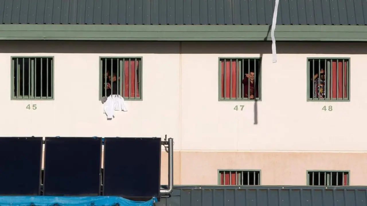 Ventanas con rejas en la prisi&oacute;n de Archidona - Efe