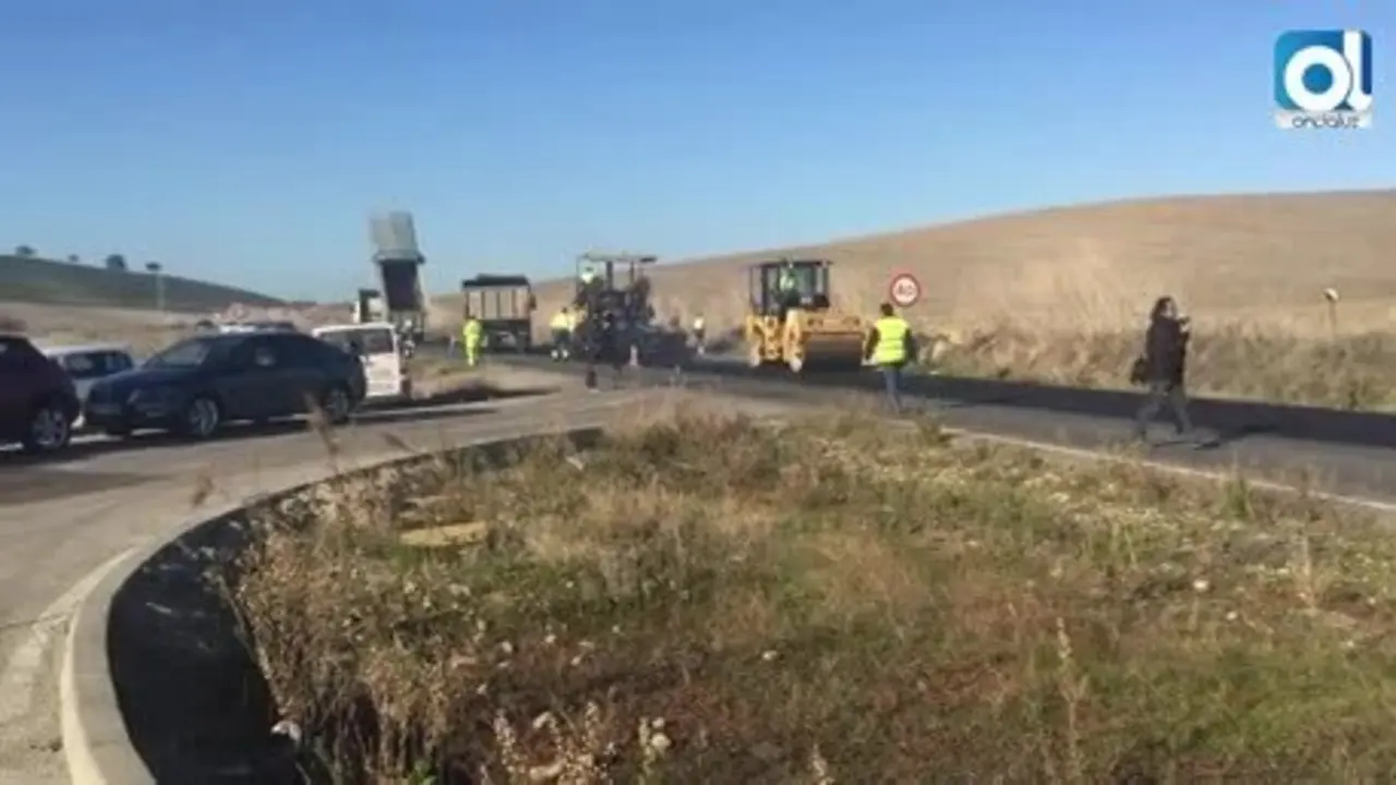 La Junta inicia la mejora de la entrada a Sanl&uacute;car desde Trebujena