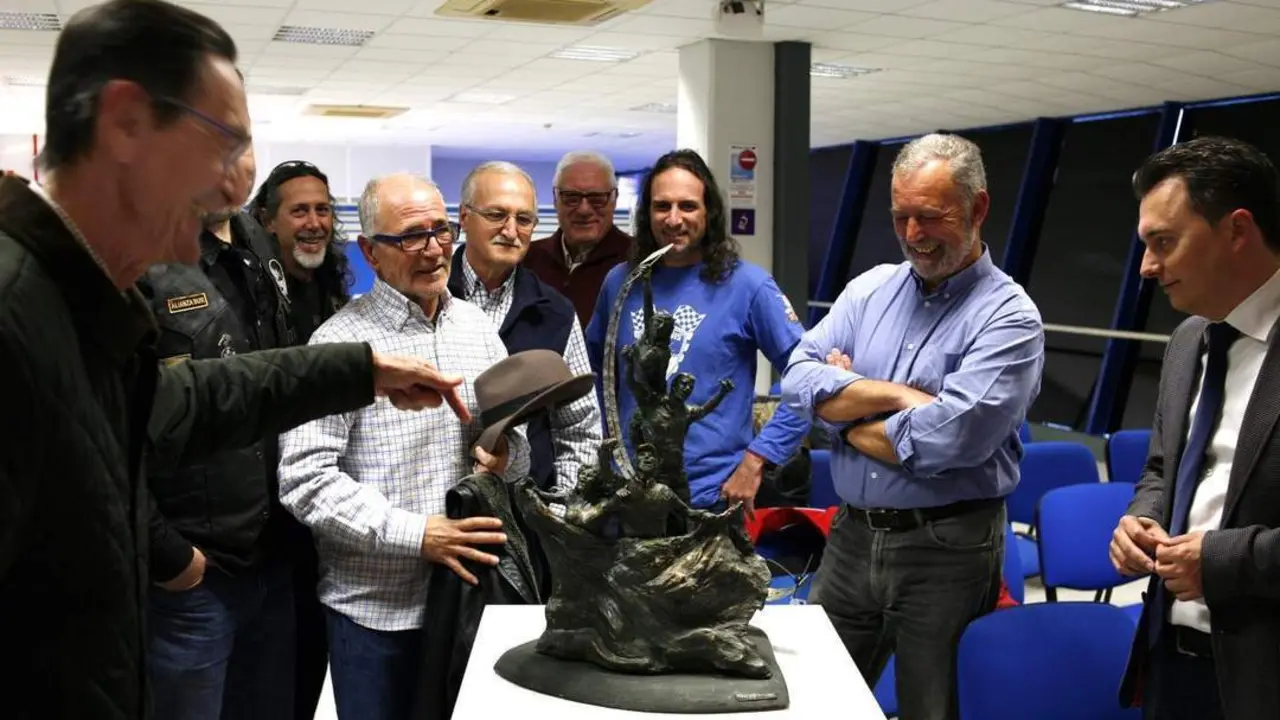 El boceto del monumento, obra de Maripi Guti&eacute;rrez - jerez.es