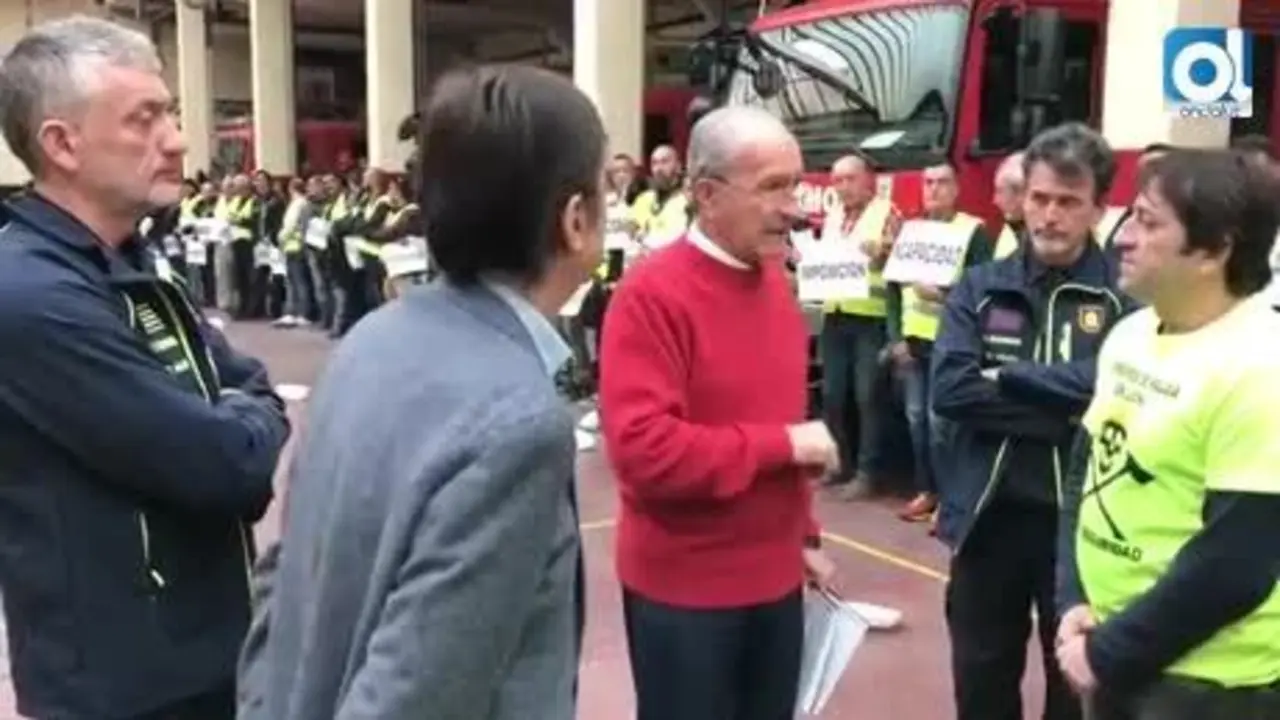 Los bomberos de M&aacute;laga "piden la dimisi&oacute;n" de la Jefatura del Cuerpo