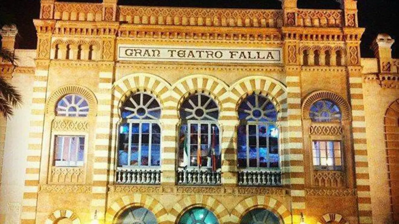 Fachada del Falla. - GL