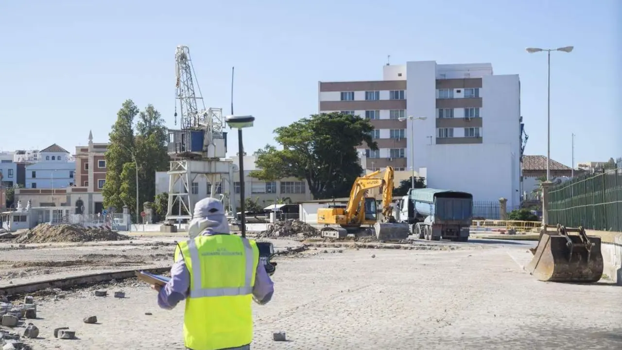Obras en el Muelle Pesquero. - Eulogio Garc&iacute;a