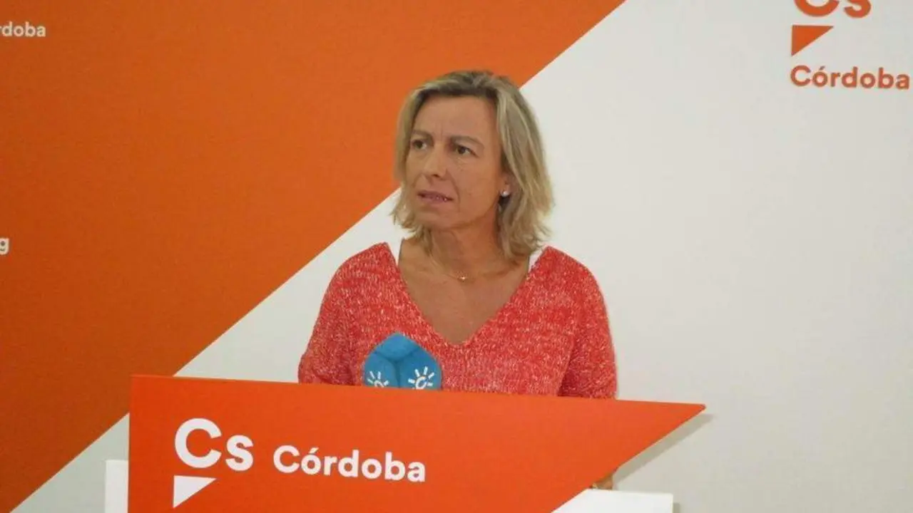 Isabel Alb&aacute;s, Cs-A - ai