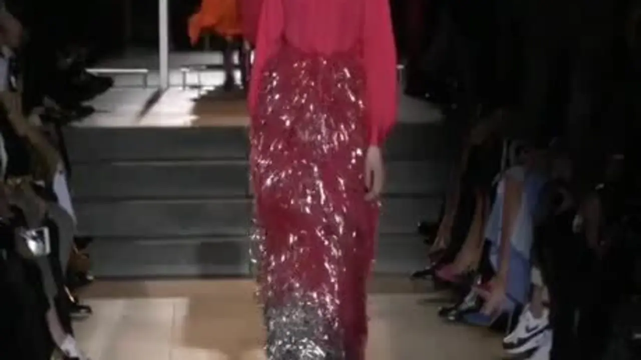 Carolina Herrera presenta su &uacute;ltima colecci&oacute;n como directora creativa