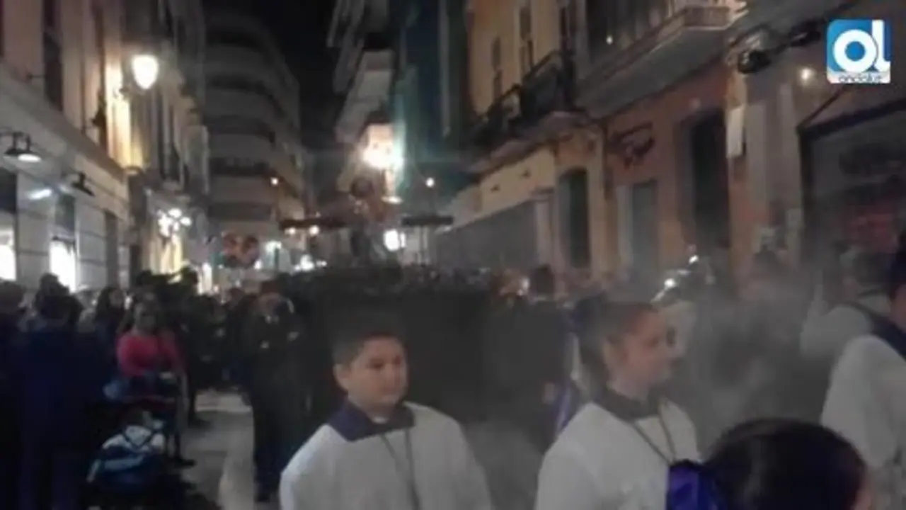 Un via crucis sin una extraordinaria encubierta