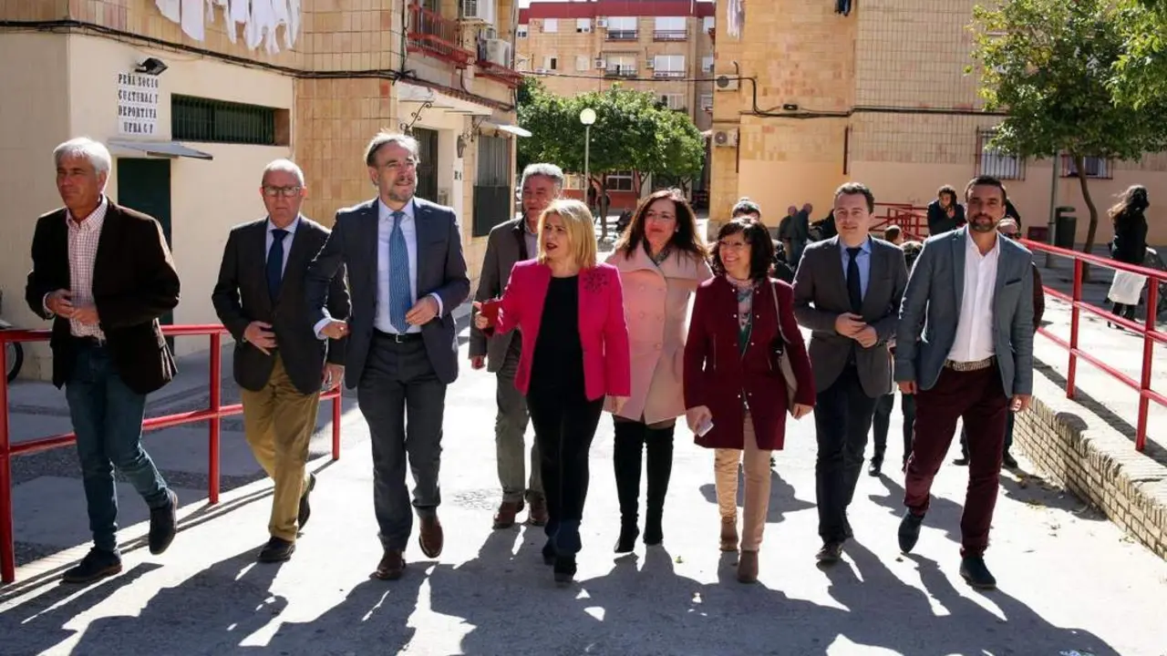 El consejero de Fomento en la visita a La Granja - Junta