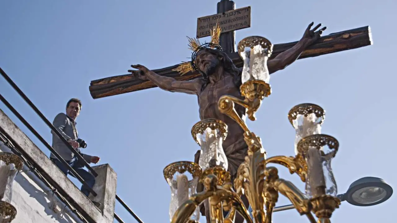 Devoci&oacute;n a Esperanza, Cautivo y Silencio en el Jueves Santo