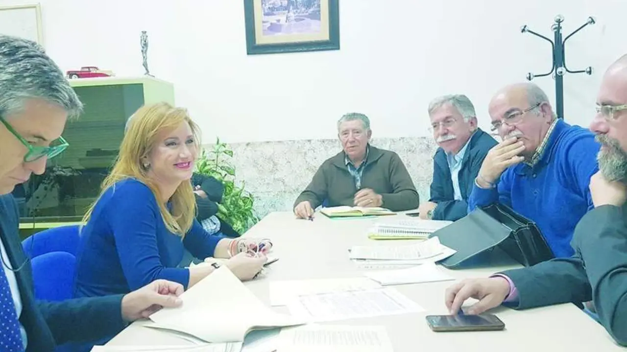 Reuni&oacute;n en Loreto. - Viva