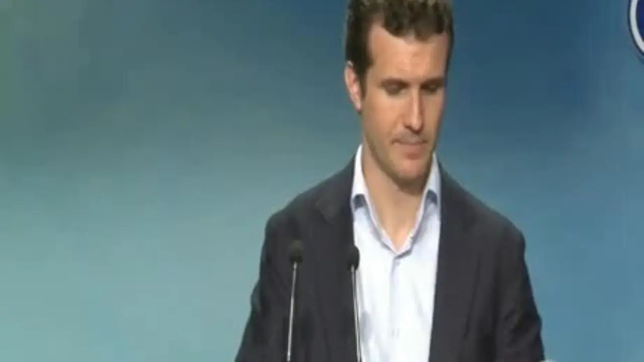 Casado desmiente "tajantemente" las sospechas sobre su m&aacute;ster