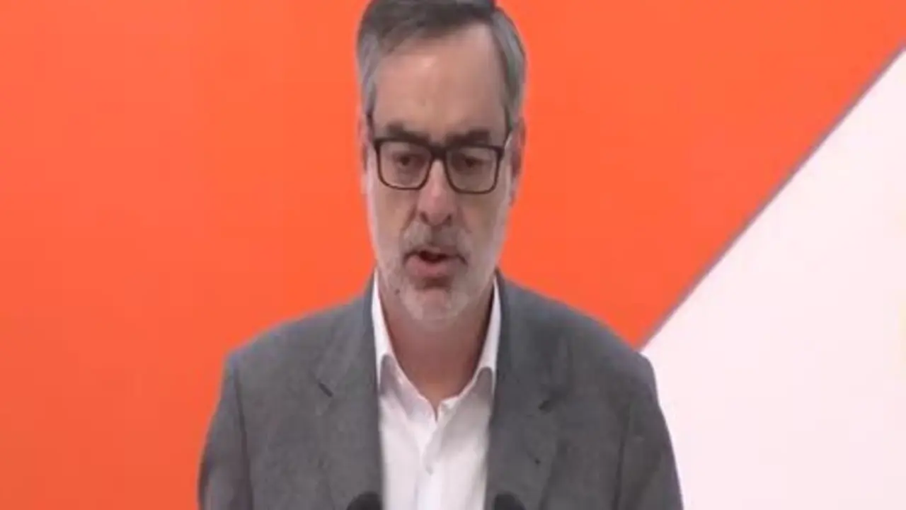Cs apoyar&iacute;a el cambio si Rajoy "encubre hasta el final" a Cifuentes
