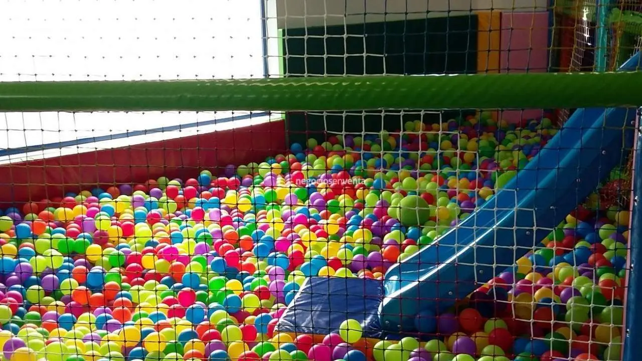 Parque de bolas. - VH