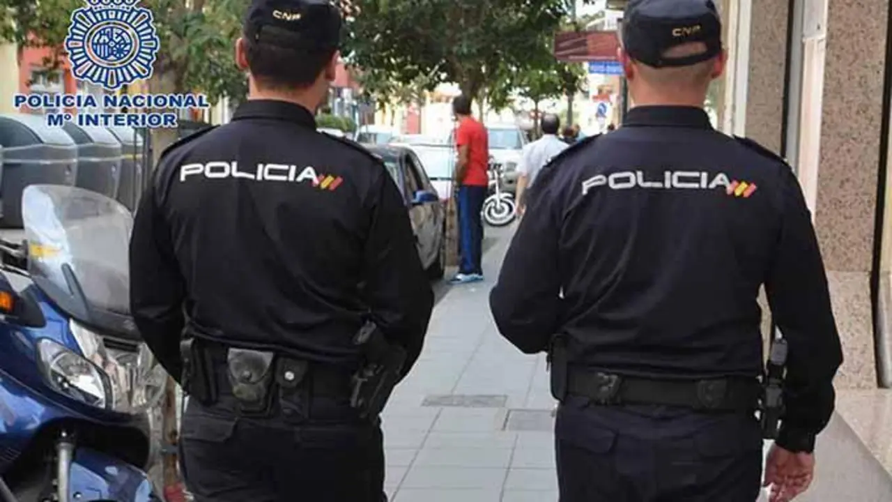 Polic&iacute;a Nacional M&aacute;laga. - VM